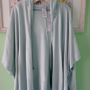 New Chico's hooded Poncho